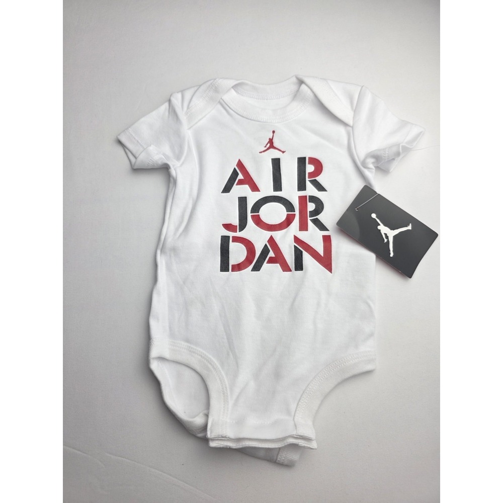 Nike Air Jordan Baby Short Sleeve One Piece Size Infant 0-3 Months NWT white
